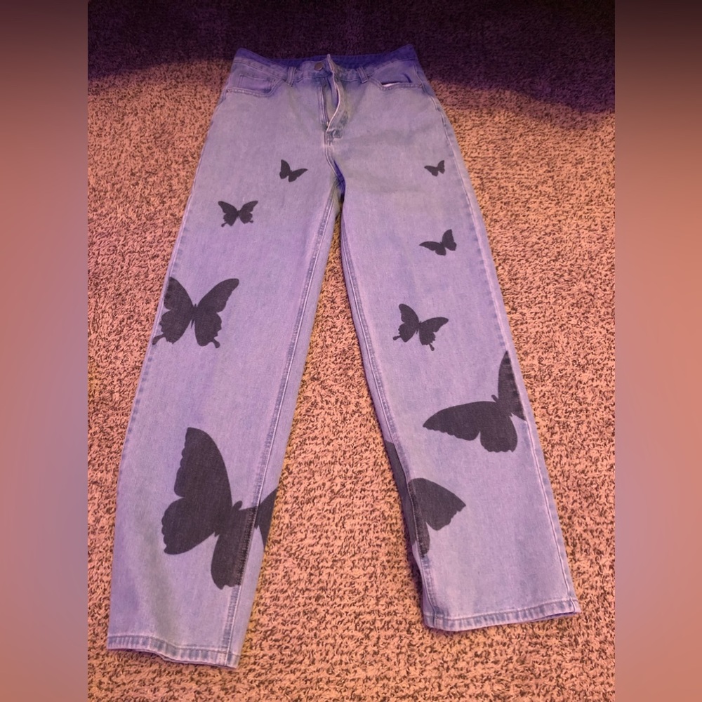 baggy butterfly design boyfriend jeans